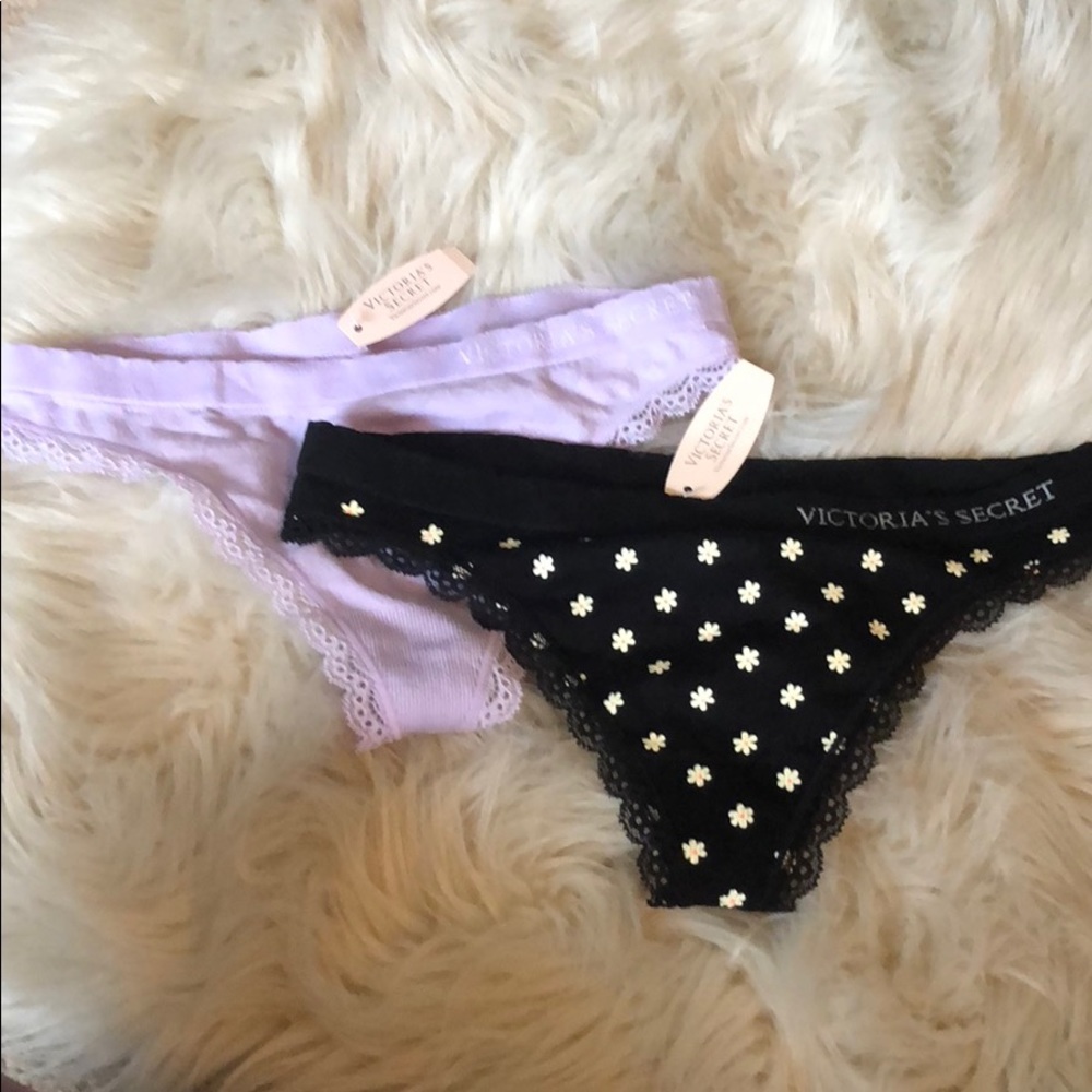 Bundle of 2 Victoria’s Secret Thongs Small
